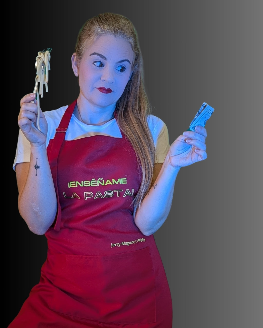 Mandil de cocina rojo con frase Enséñame la pasta